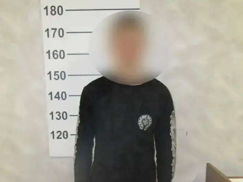 В Оренбурге 18-летний юноша похитил 80 тысяч рублей из банкомата