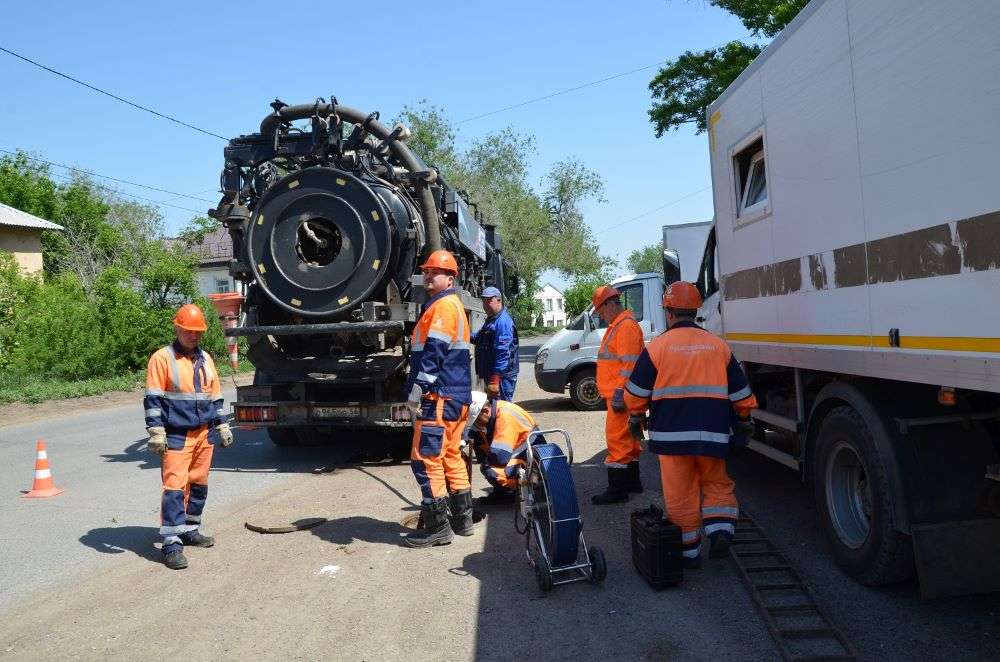 «Росводоканал Оренбург» готовит город к зиме: обновлены километры сетей и сотни коммунальных объектов