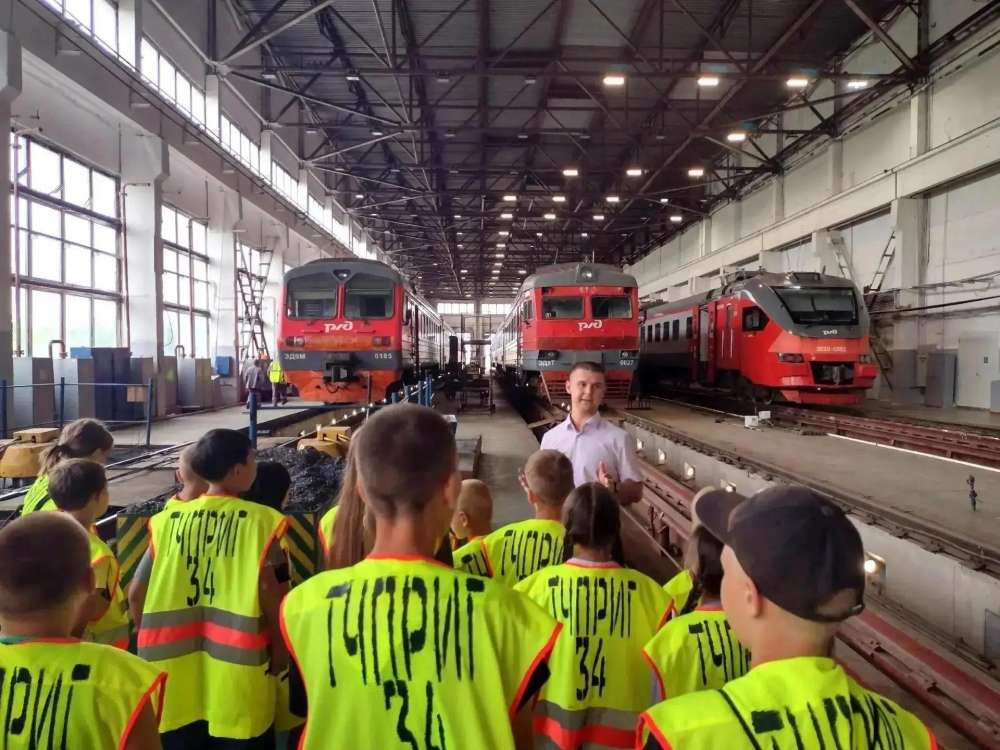 В Оренбуржье более 6 тысяч детей провели «Полезные каникулы», узнав о разных профессиях