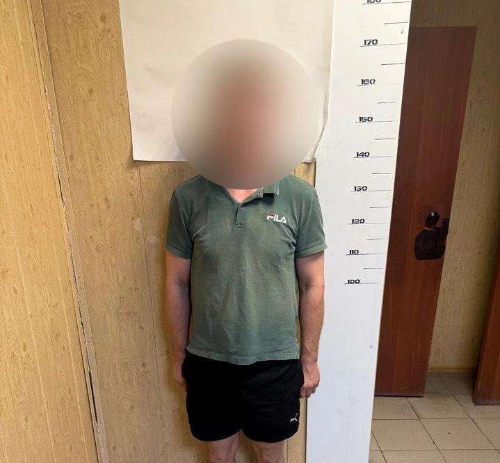 В Оренбурге водитель наехал на пешехода, а затем избил его бруском