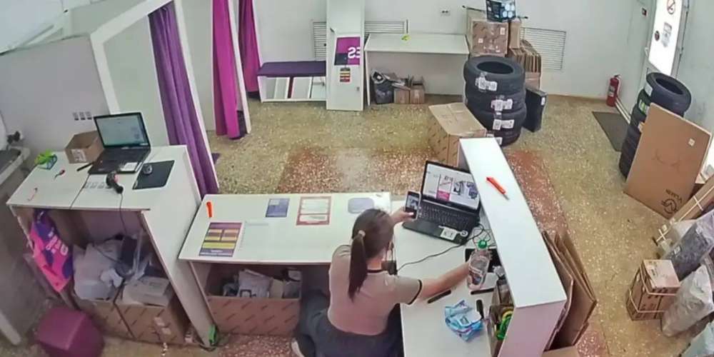 В Первомайском районе сотрудница ПВЗ подозревается в мошенничестве на 76 тысяч рублей