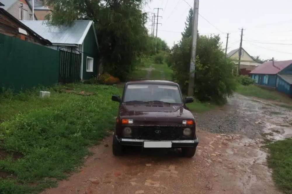 В Бугуруслане 19-летний парень угнал автомобиль, чтобы доехать до дома