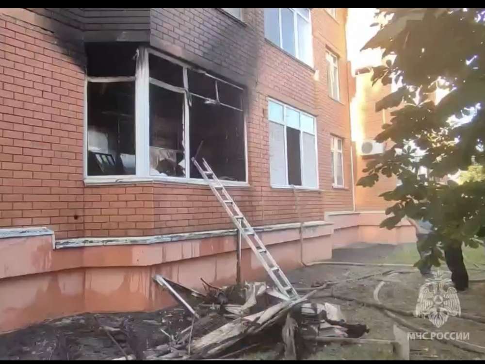 На улице Ноябрьской в Оренбурге произошел пожар