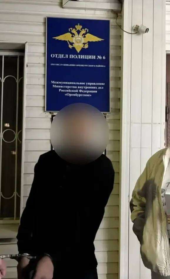 В Оренбургском районе мужчина украл у бывшей возлюбленной 150 тысяч рублей
