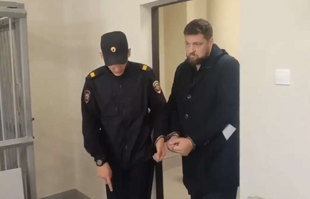 «Тракторная взятка» на 15 млн: экс-глава фирмы в Оренбуржье арестован за крупную взятку