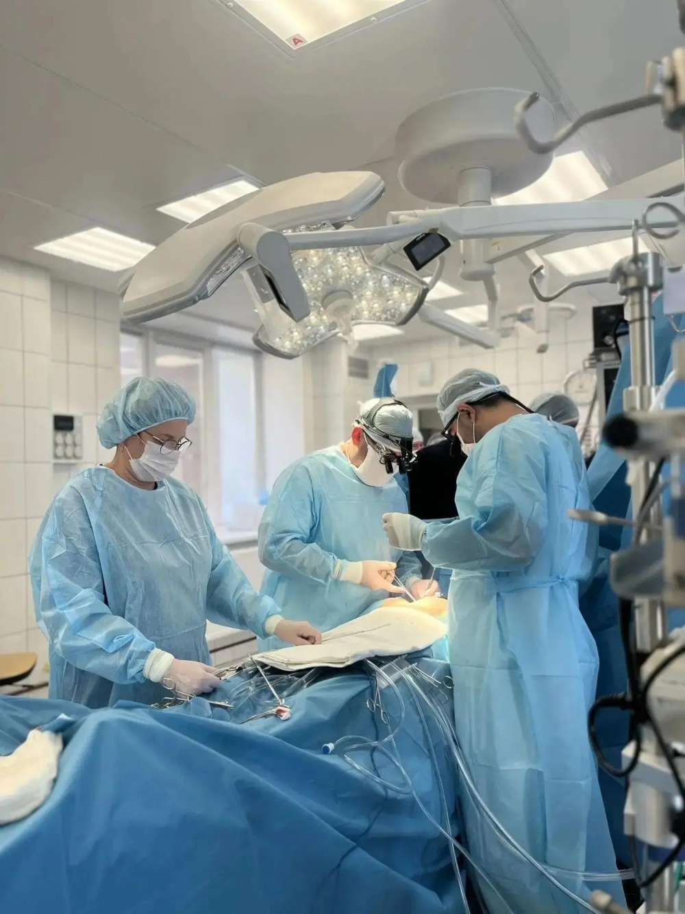 В Оренбурге начали лечить сложные пороки сердца новым методом